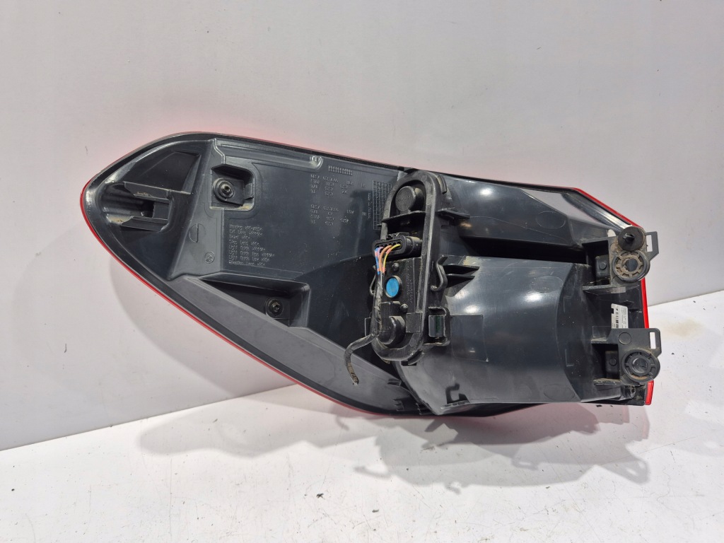 Задня лампа led права bmw x1 f48 2015 2016 2017 2018 2019 7488546 Ціна