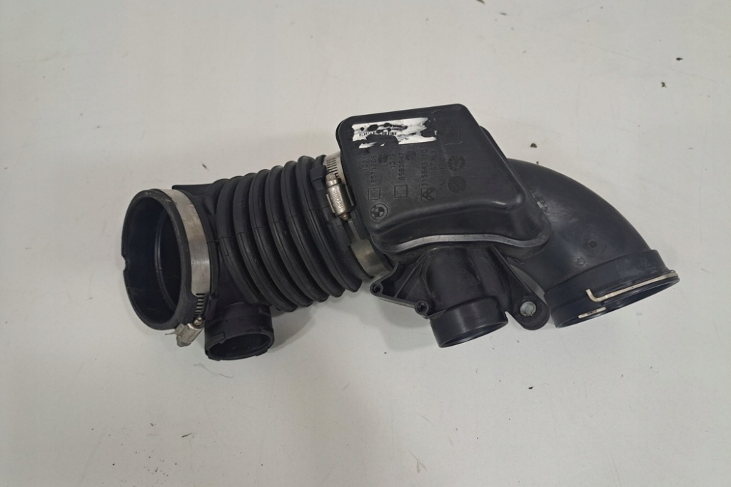 фото №9, Труба воздуха bmw 7 g11, g12 8571705 3.0l дизель 195kw 2016