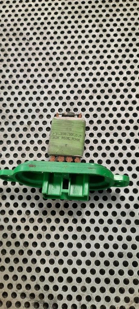 фото №1, Резистор вентилятор 1r3kr53kr34k iveco daily