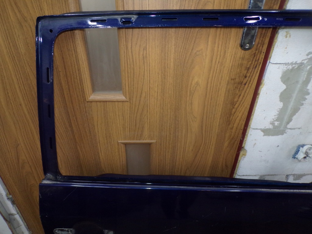 фото №4, Двері правий/лівий задня vw touran