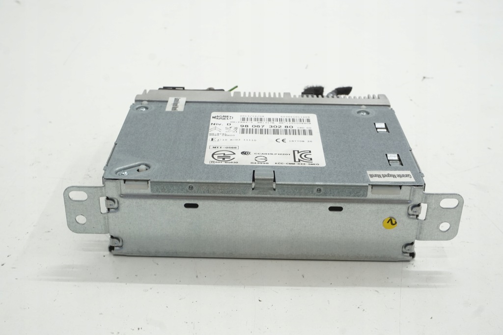 фото №1, Peugeot 2008 i 13-16r радио навигация 9806730280