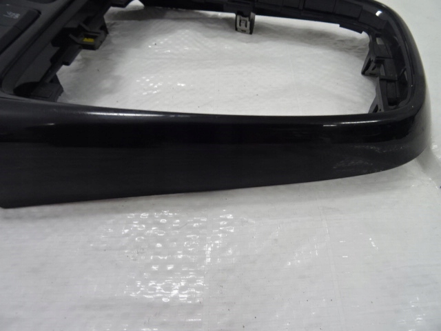 фото №4, Opel crossland x рамка защита туннель среднего 13463511