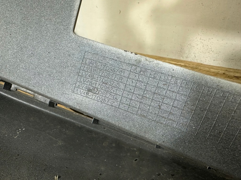 фото №9, Бампер перед передний ford kuga mk3 iii 3 2019- st line lv4b-17d957-h полный