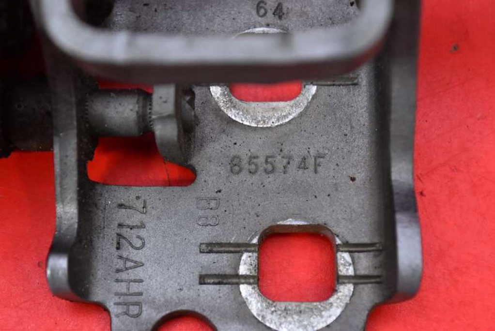 фото №9, Петля петли дверь правый перед jeep compass 1 i 11-13