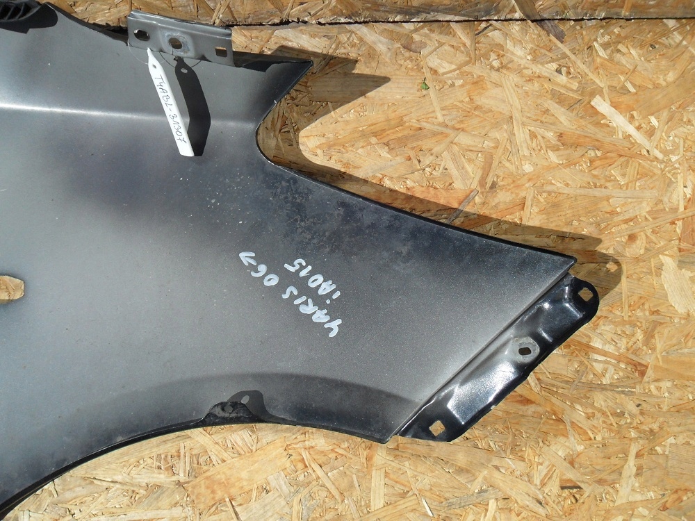 фото №10, Toyota yaris 2005- крила лівий