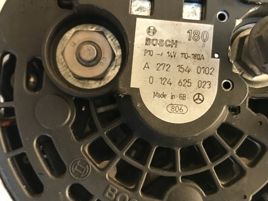 Генератор mercedes sl r230 оригінальний номер 2721540102 в Україні