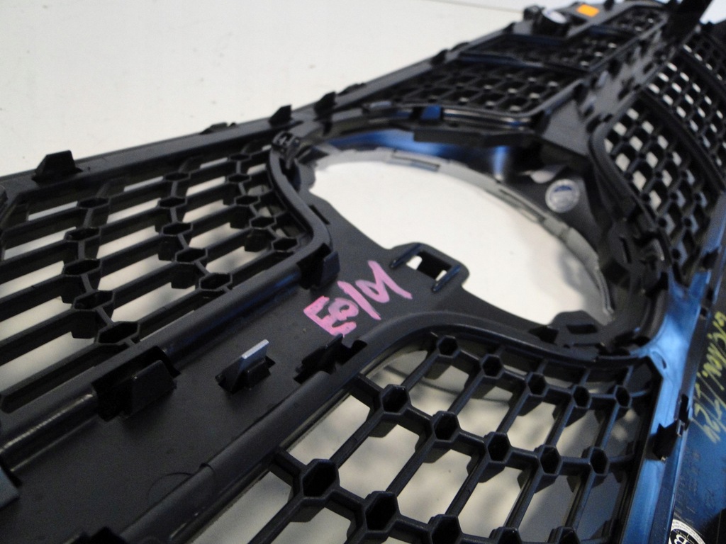 фото №13, Mercedes a klasa 177 w177 решётка радиатора решётка радиатора бампера diament amg