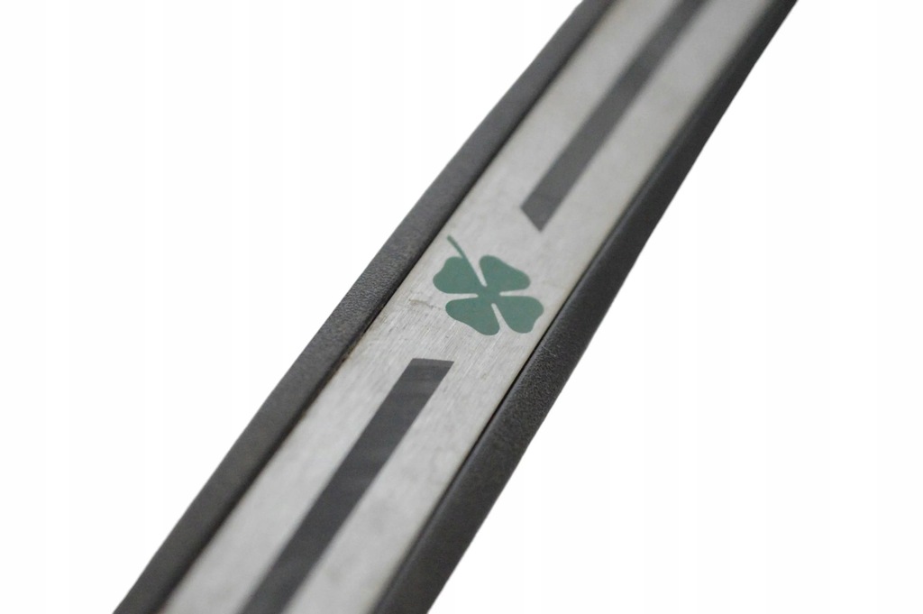 фото №5, Alfa romeo stelvio 2019 молдинг поріг задня