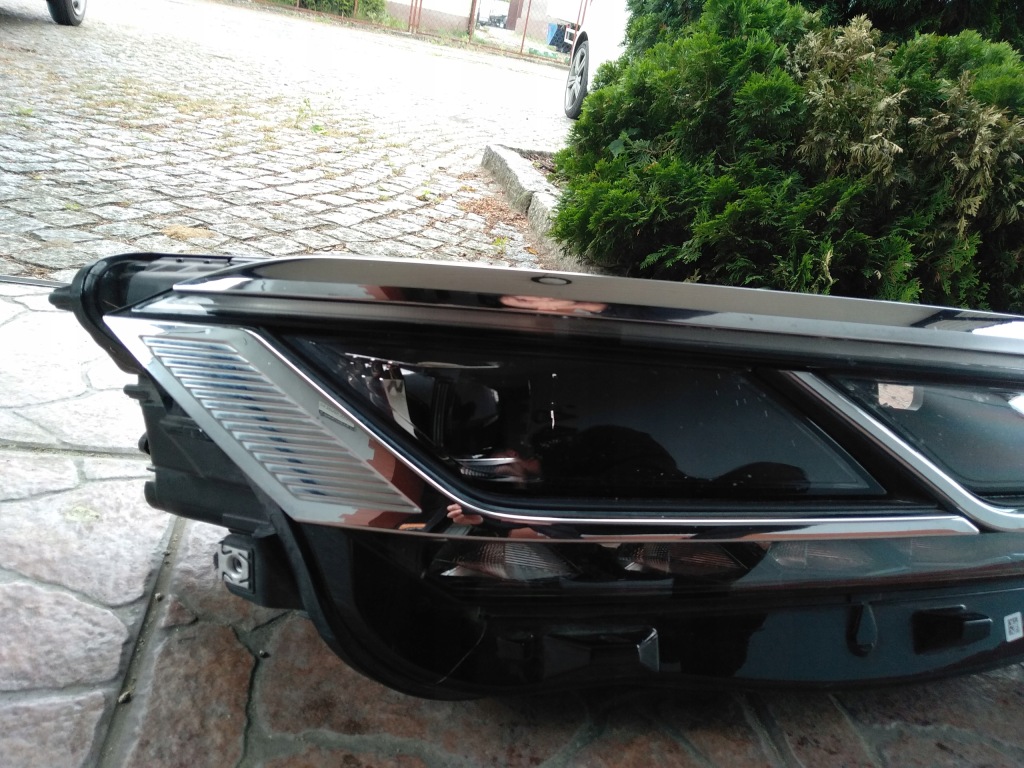 Лампа левая правая full led vw touareg iii 760 Оригинал