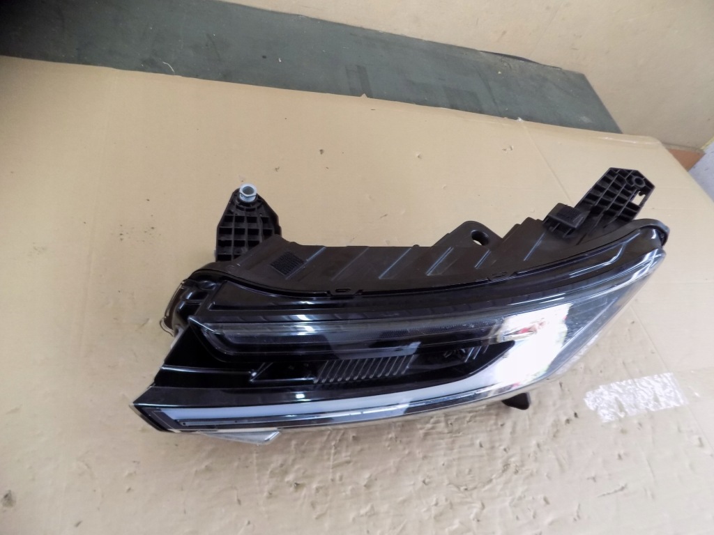 Mg marvel r ліва передня лампа лівий перед full led оригінал Доставка