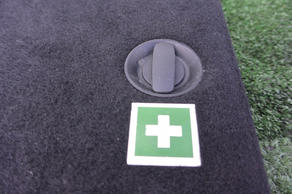 фото №13, Заглушка обшивка багажника mercedes gl x164 kpl