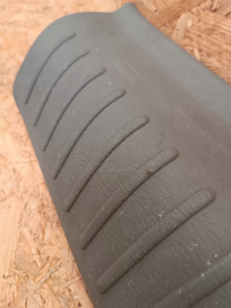 фото №6, Chrysler pt cruiser захист корпус молдинг накладка багажника задня