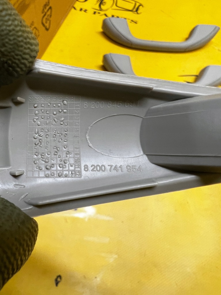 фото №6, Кронштейн ручка потолочный dacia lodgy lift 2022r