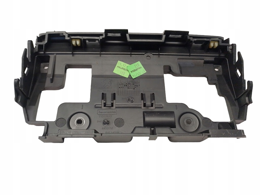 фото №1, Рамка кронштейн дисплея peugeot 2008