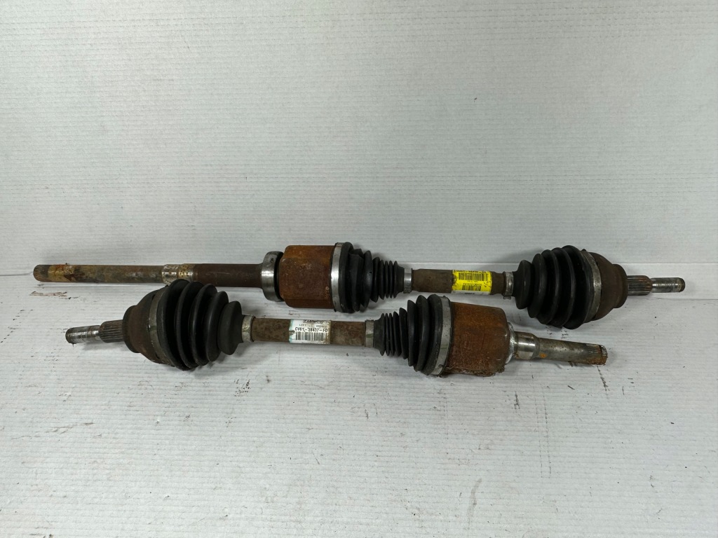 Купити Kuga mk2 привідний вал ліва 4x4 2,0eb 1,5eb cv61-3d437-fd