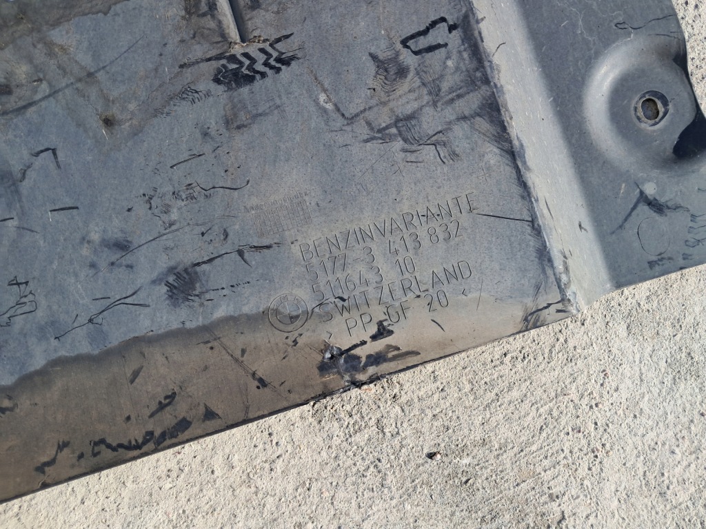 Защита нижняя с kanałem powietrznym 3 413 832 bmw x3 e83 2.0i 3.0i n46 m54 Киев