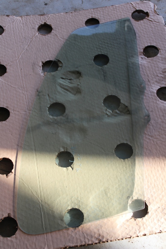 фото №7, Aygo i скло ліва передня перед двері 3d