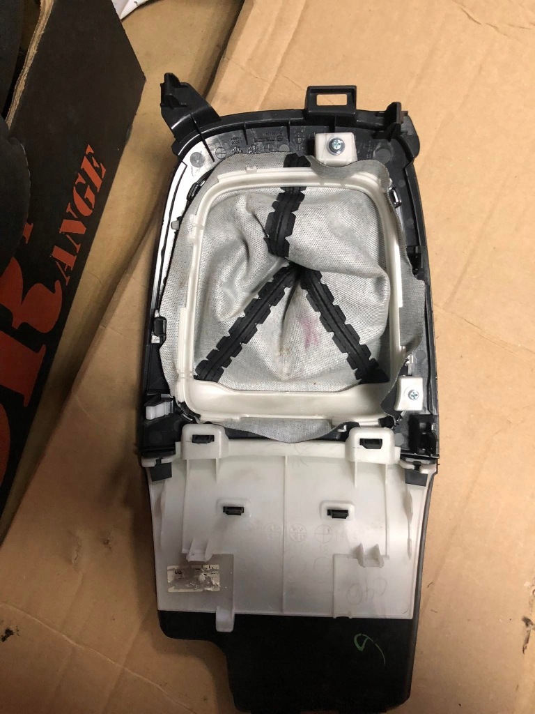 фото №1, Чохол корпус рамка mazda 6 2014r