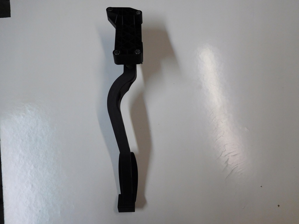 фото №5, Alfa romeo 147 1.9 jtd потенціометр 0281002380