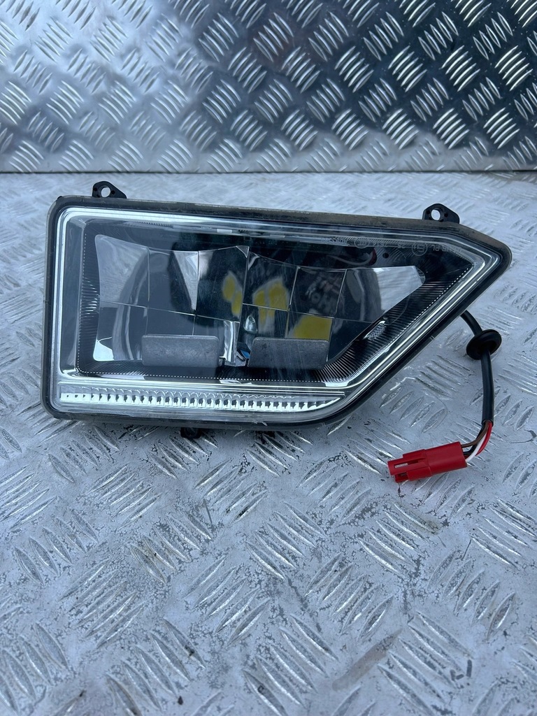 фото №1, Противотуманная фара крышный globu scania ntg левый