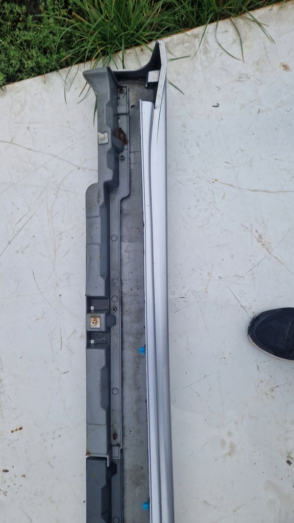 фото №16, Mitsubishi grandis молдинг порог порог mn145462