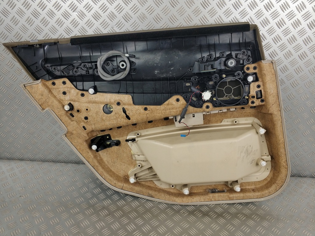 фото №8, Оббивка обшивка двері правих задніх правий задня задній bmw 7 f01