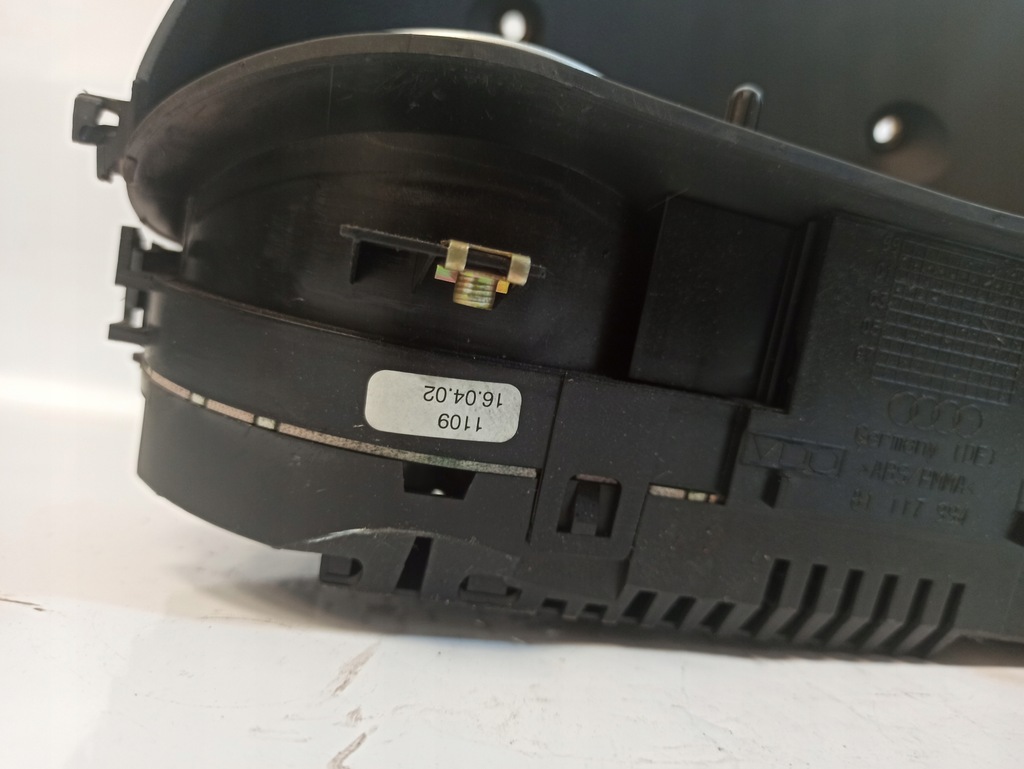 фото №11, Audi a2 1.4 tdi лічильник прилади 8z0920900t