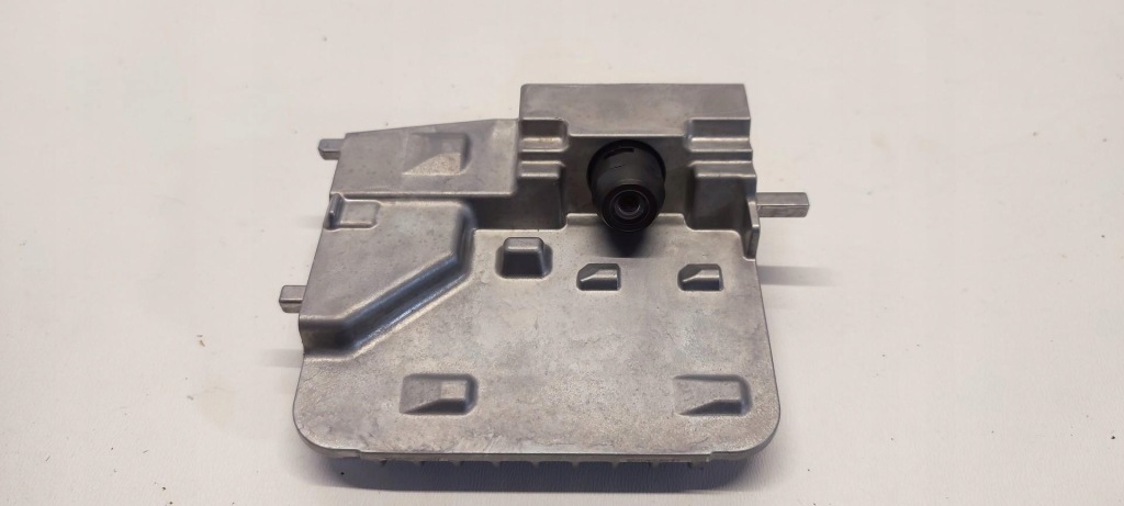 Купити Mazda 2 toyota yaris iv камера передня асистент поперечина 8646c-52230