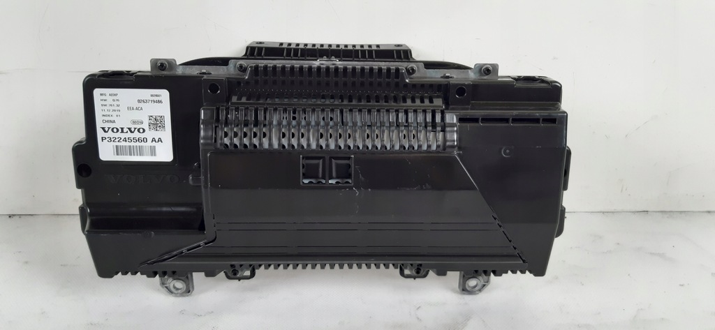 фото №6, Volvo xc60 ii 2.0 t8 счетчик приборная панель приборы 32245560