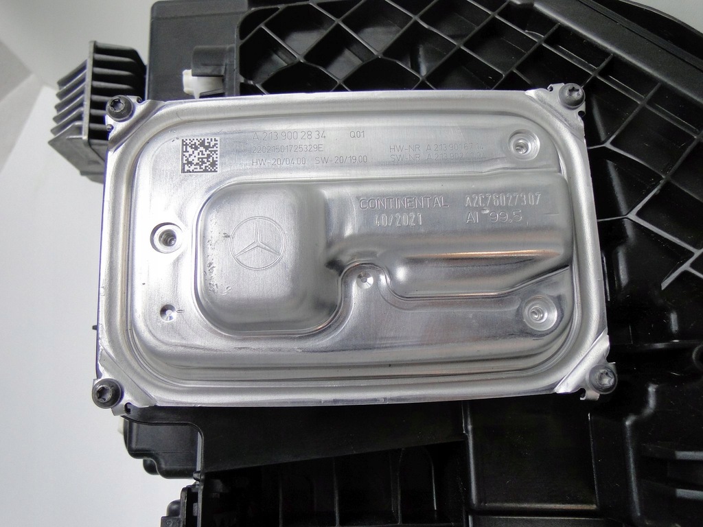 фото №15, Mercedes gla 247 h247 лампа передняя правая led