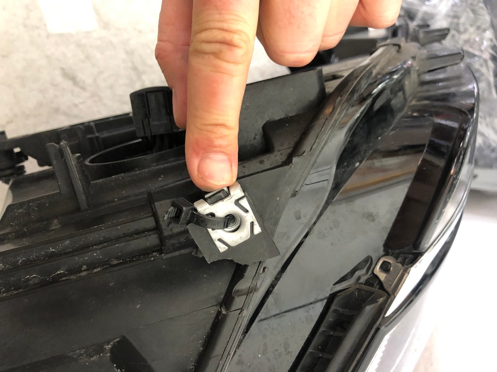 фото №8, Лампа перед левая vw tiguan l 5nn941081