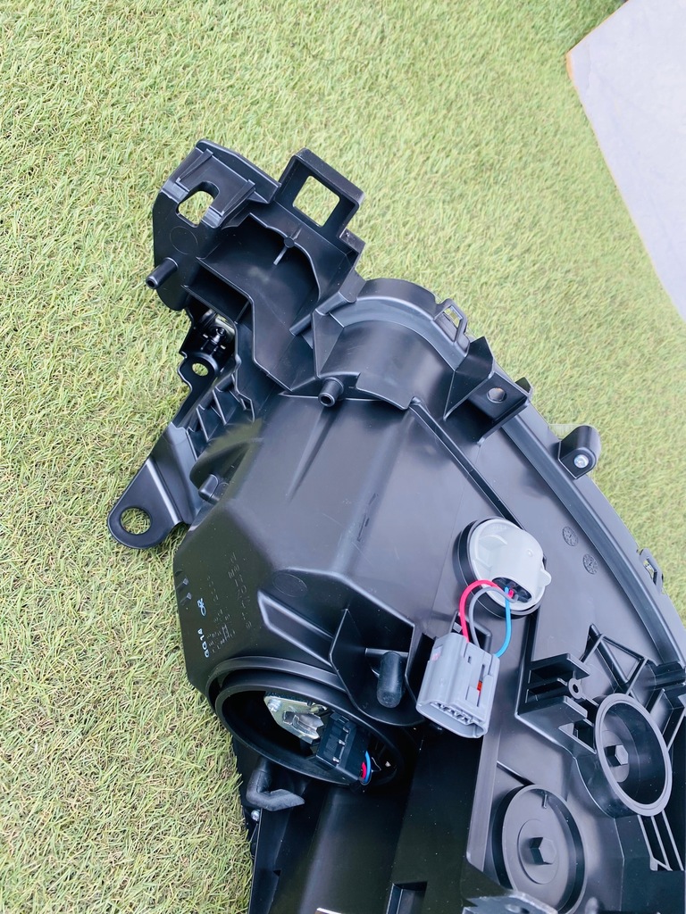 фото №12, Mazda ii 2 lift лампа перед правая идеальное состояние 06r+ europa