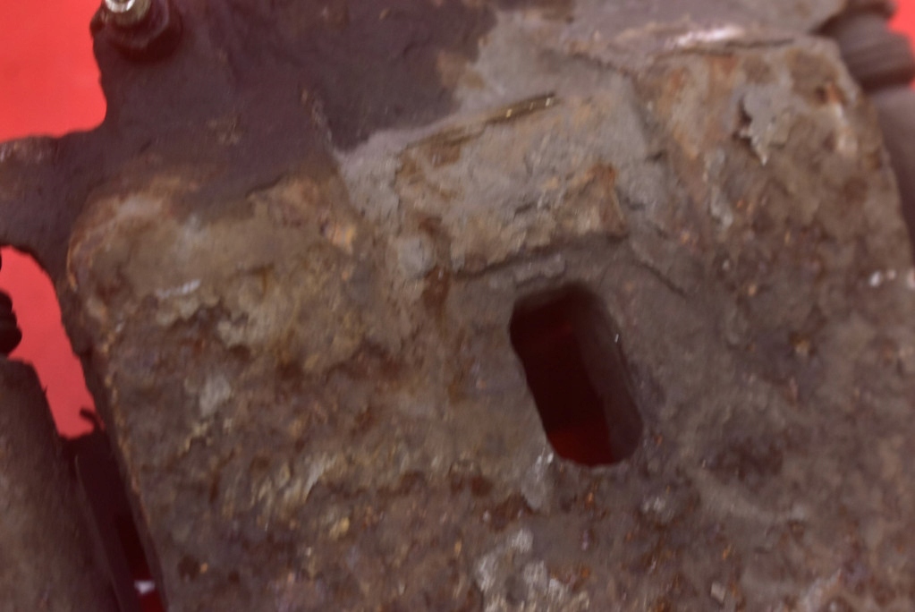 фото №9, Суппорт тормозной правый перед chevrolet hhr 1 i 1.4 b 172 km 05-11