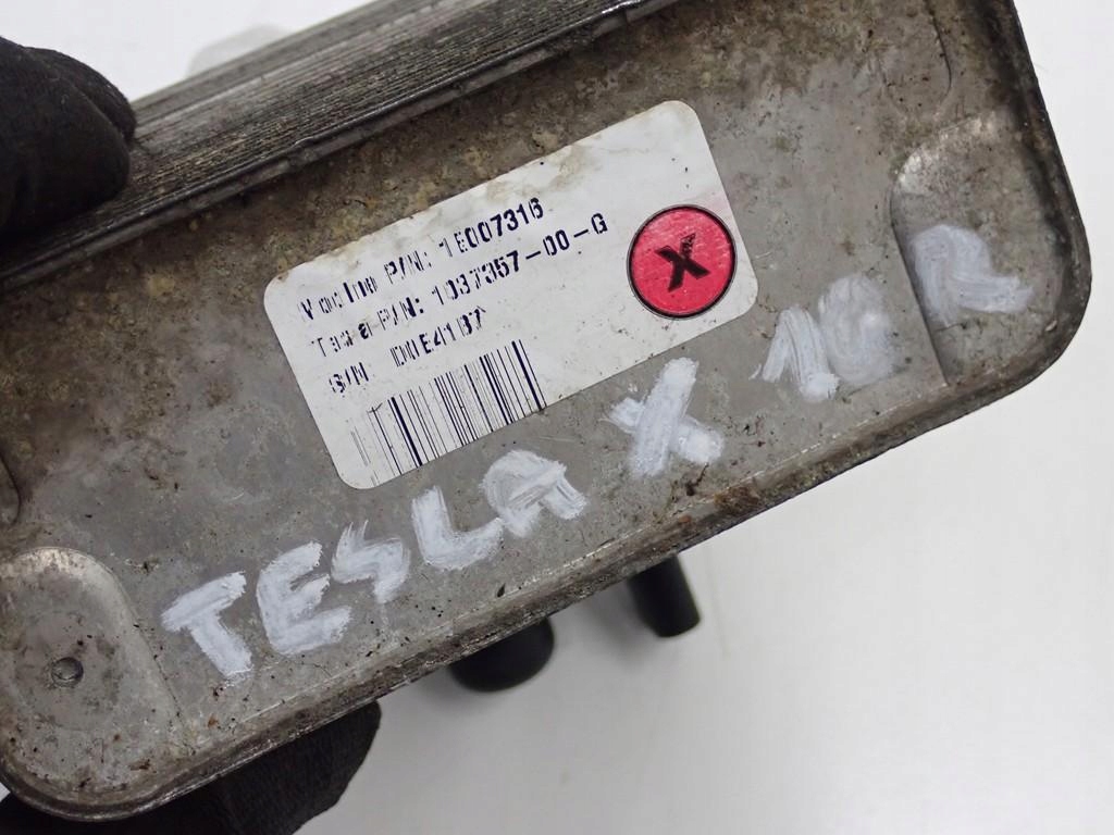Купить Радиатор воды теплообменник тепла 1037357-00-g tesla model x l2s 18r