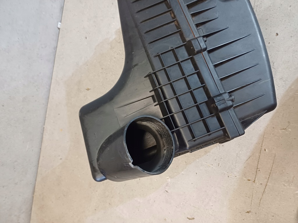 фото №4, Корпус фільтра повітря peugeot 407 2.2 hdi nr. 9654971680