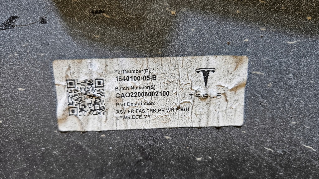 фото №14, Бампер перед передній tesla model y 1540100-05-b