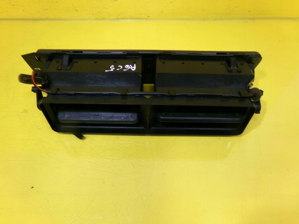 Решітка обдув середня audi a6 c5 2001 4b1820951 nr99 Зі Шроту