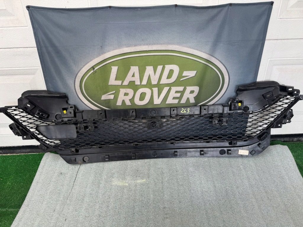 Range rover evoque l551 нижняя решётка бампера передней  k8d217f791ec Доставка