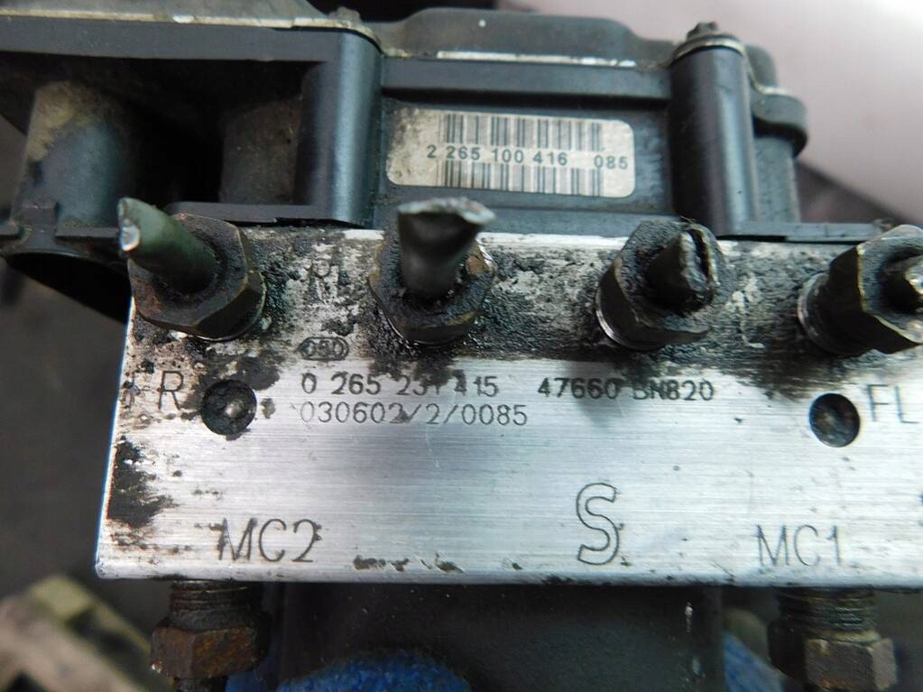 фото №8, Nissan almera n16 1.8 2003r насос abs 0265231415