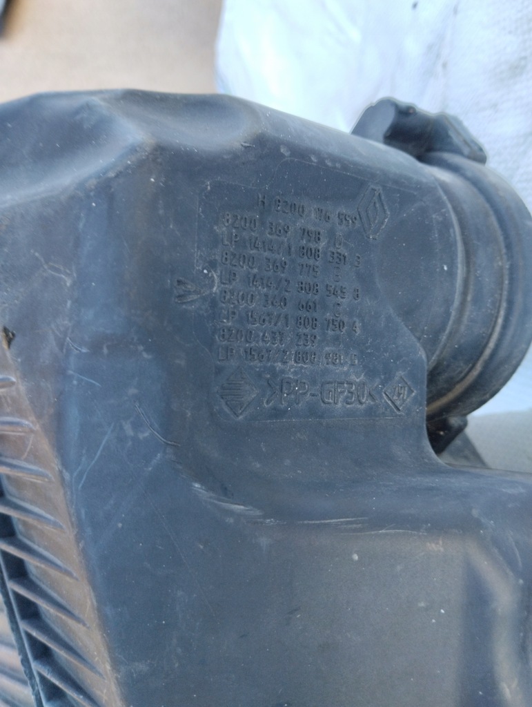 фото №6, Корпус фильтра воздуха renault scenic ii 2 megane ii 1.5 dci 8200176559