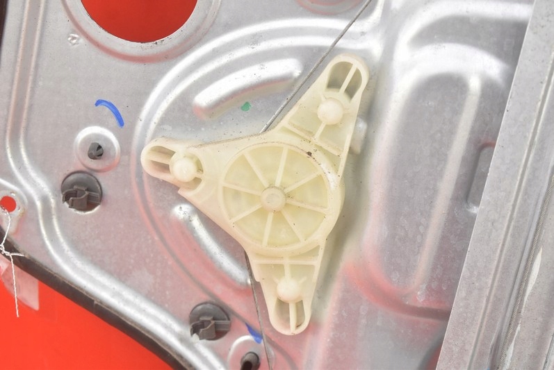 фото №8, Подъемник стекло левый задняя 83470-1p010 kia venga 5d hb 09-14