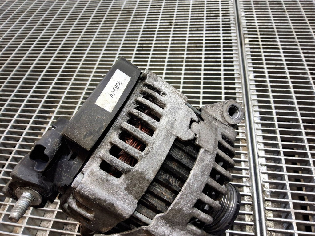 Peugeot partner 2014 генератор Київ