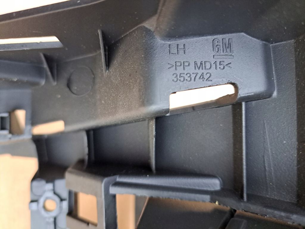 фото №9, Opel insignia a бардачок водителя защита pod руль 13237929