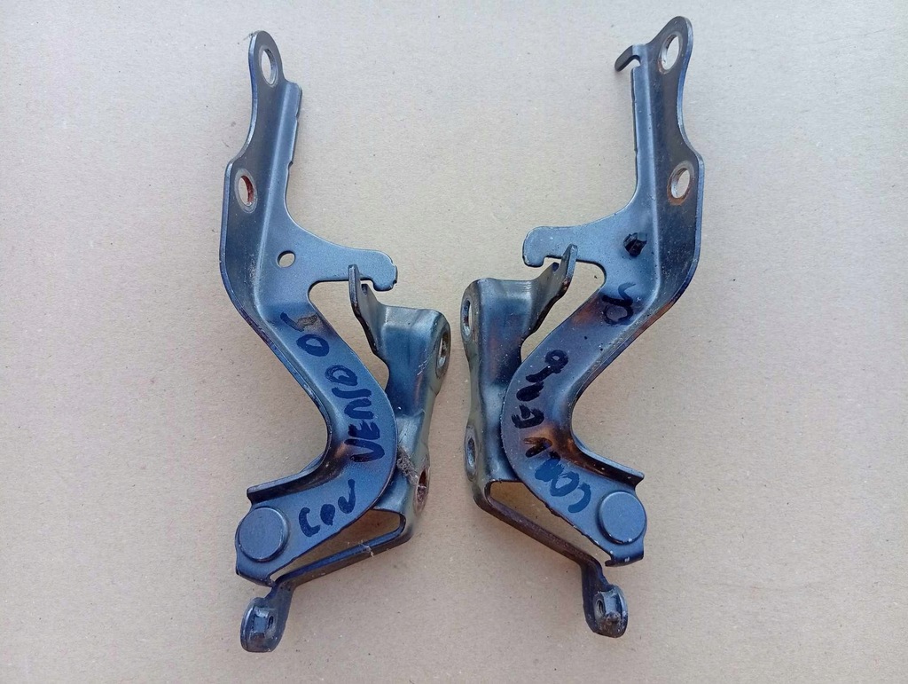 фото №1, Corolla verso 04-09 петля петли капот перед