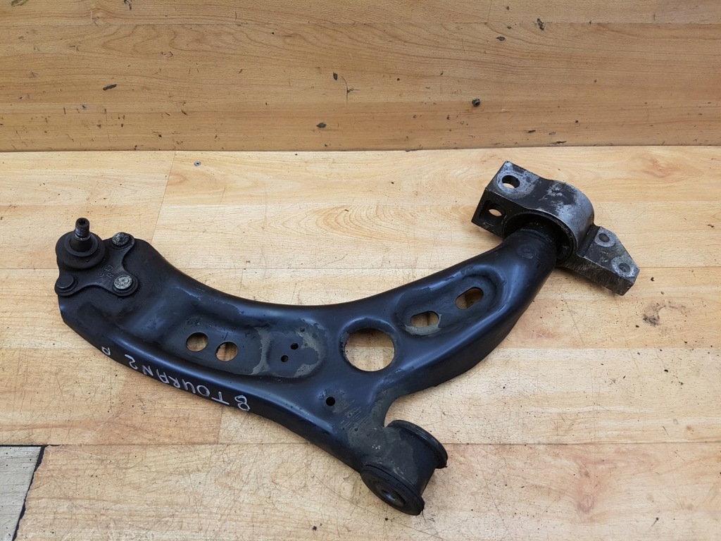 фото №1, Рычаг перед передний правый vw touran lift