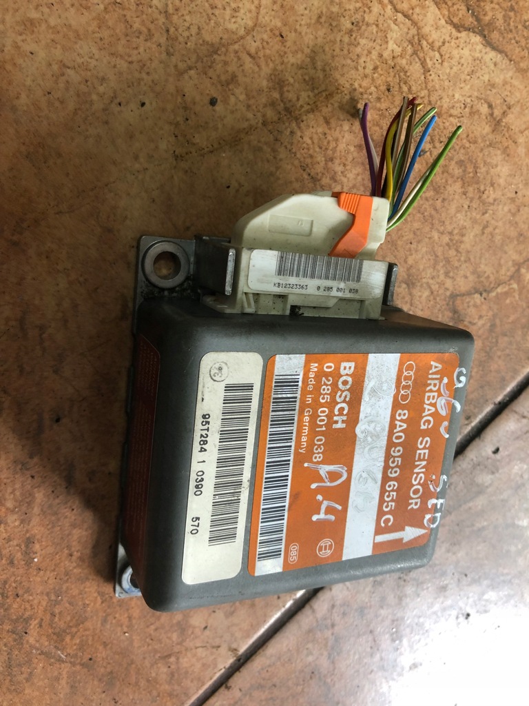 фото №1, Audi a4 2.6 96' датчик модуль подушка безпеки 8a0959655c