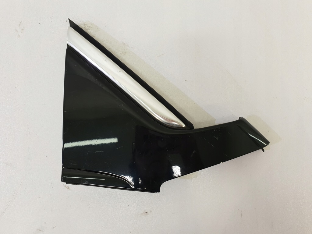 фото №1, Opel adam заглушка крила права хром 13959012