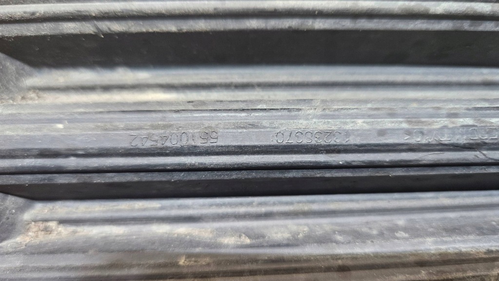 Решётка бампера левая хром opel insignia a 13238370 с Разборки