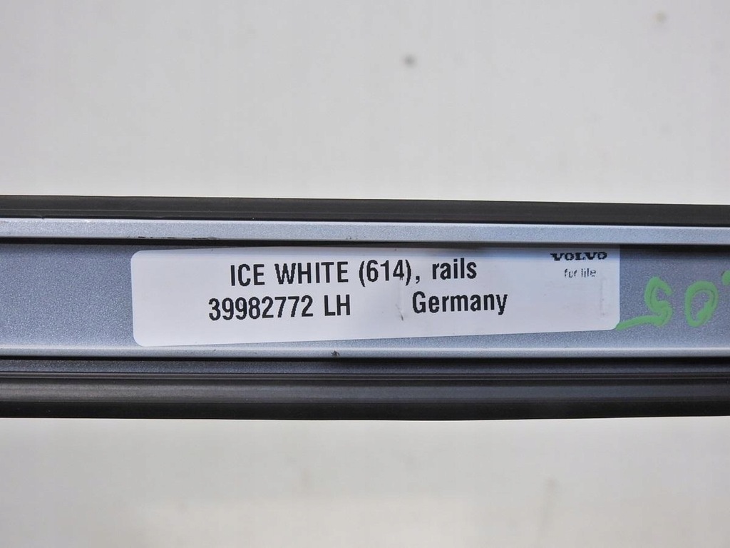 фото №10, Молдинг кровельная крыша левая 614-46 volvo v50 lift