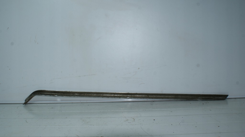 Mercedes r107 sl slc молдинг хром стойка a левая 1076980901 Недорого